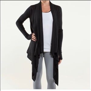 Lululemon size 6 universal wrap cardigan sweater gray